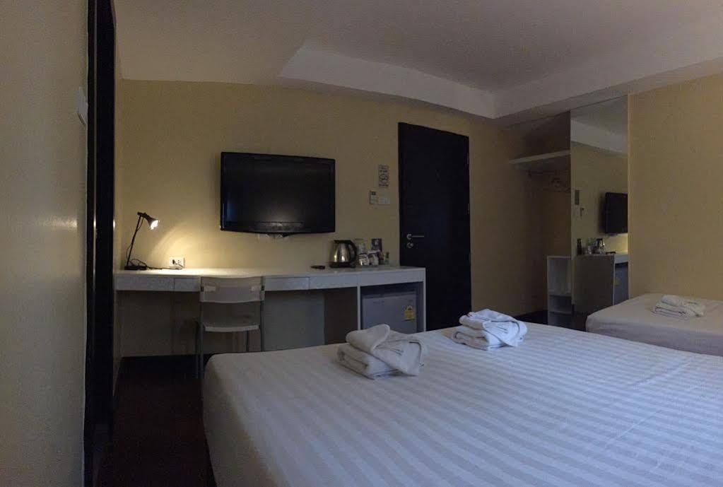 Snooze Hotel Thonglor Bangkok Zewnętrze zdjęcie