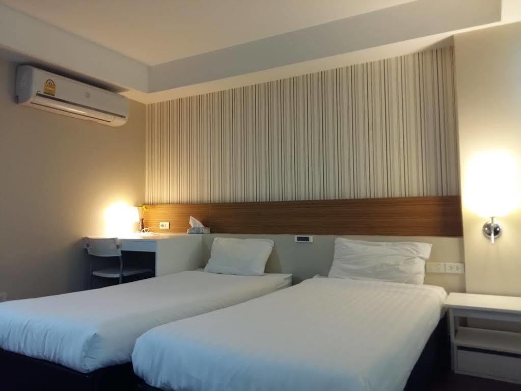 Snooze Hotel Thonglor Bangkok Zewnętrze zdjęcie
