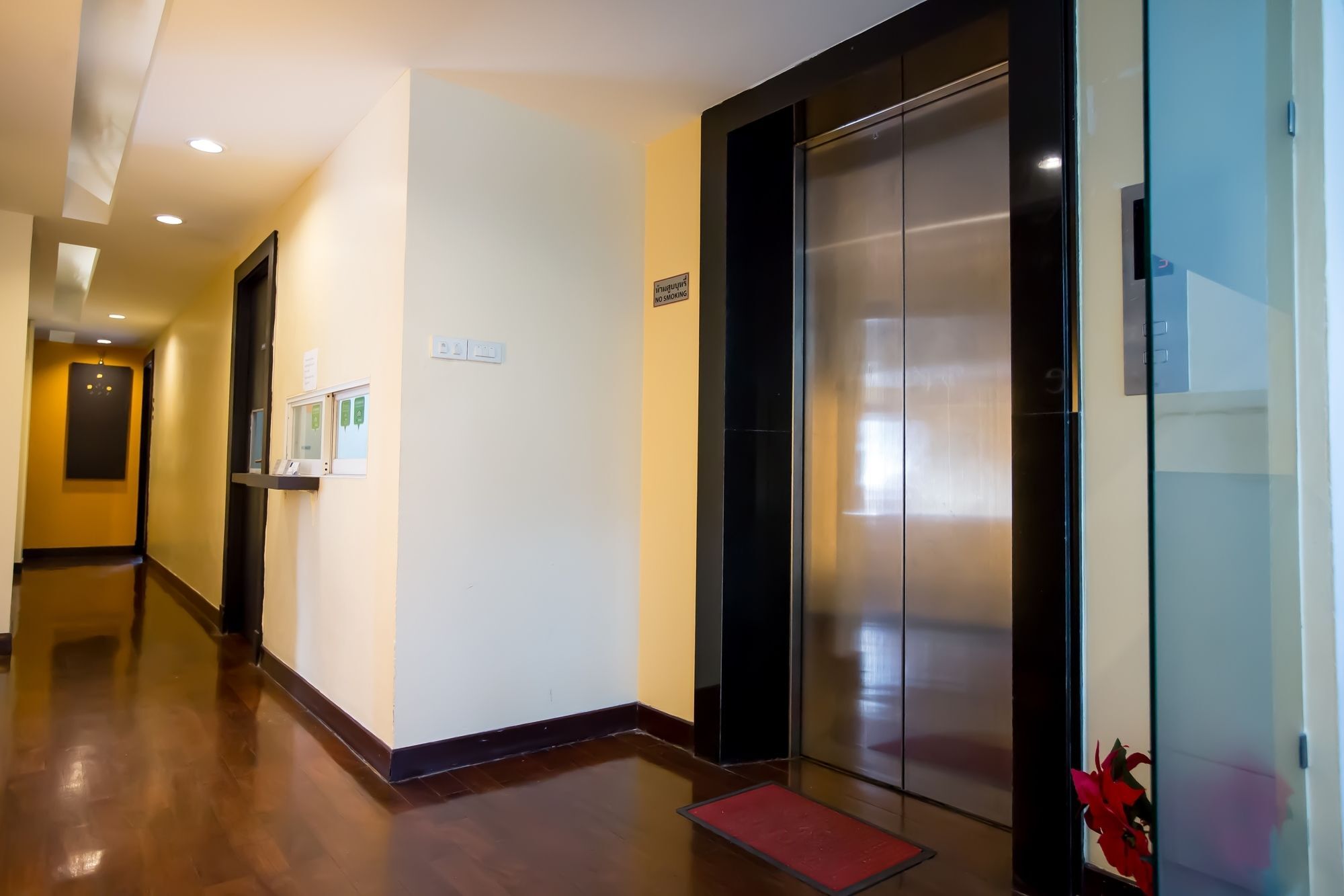 Snooze Hotel Thonglor Bangkok Zewnętrze zdjęcie